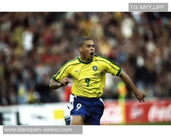 全球足球明星的职业生涯与他们所效力国家的关系探讨